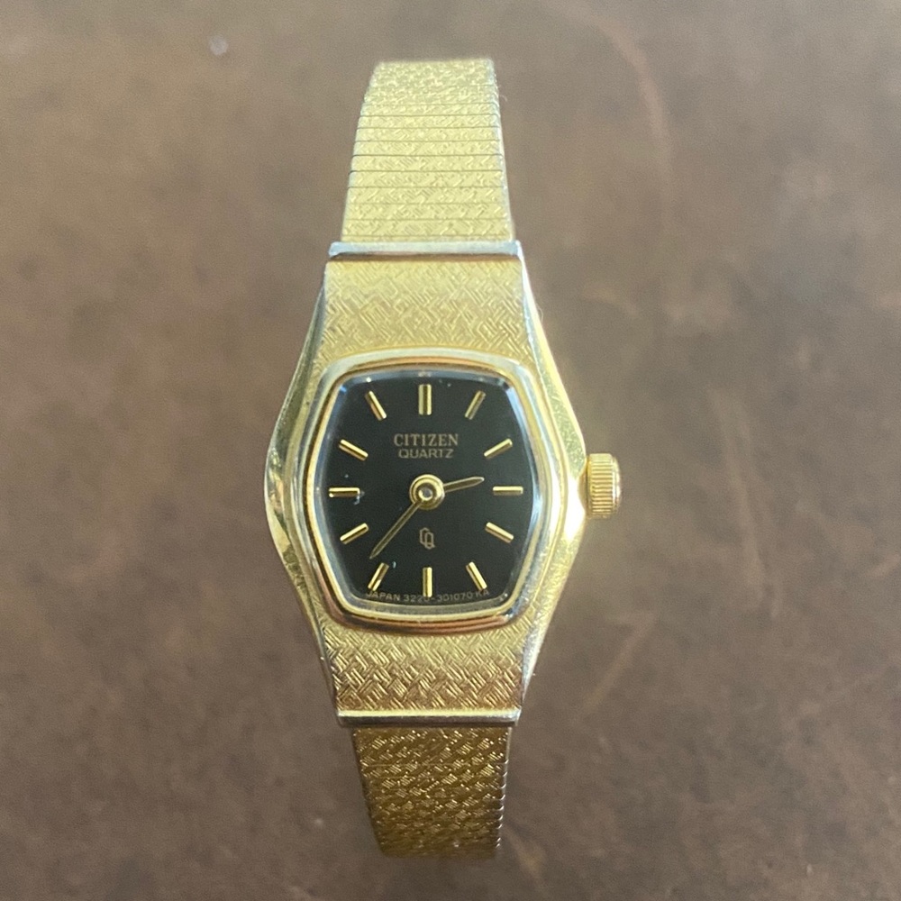 Vitage Ladies Citizen Gold Watch